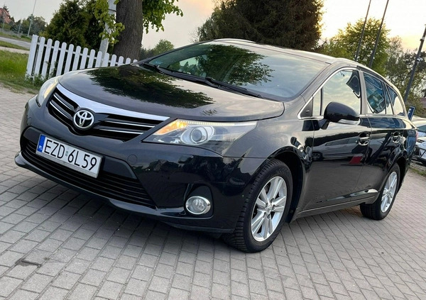 Toyota Avensis cena 36900 przebieg: 241000, rok produkcji 2013 z Pułtusk małe 326